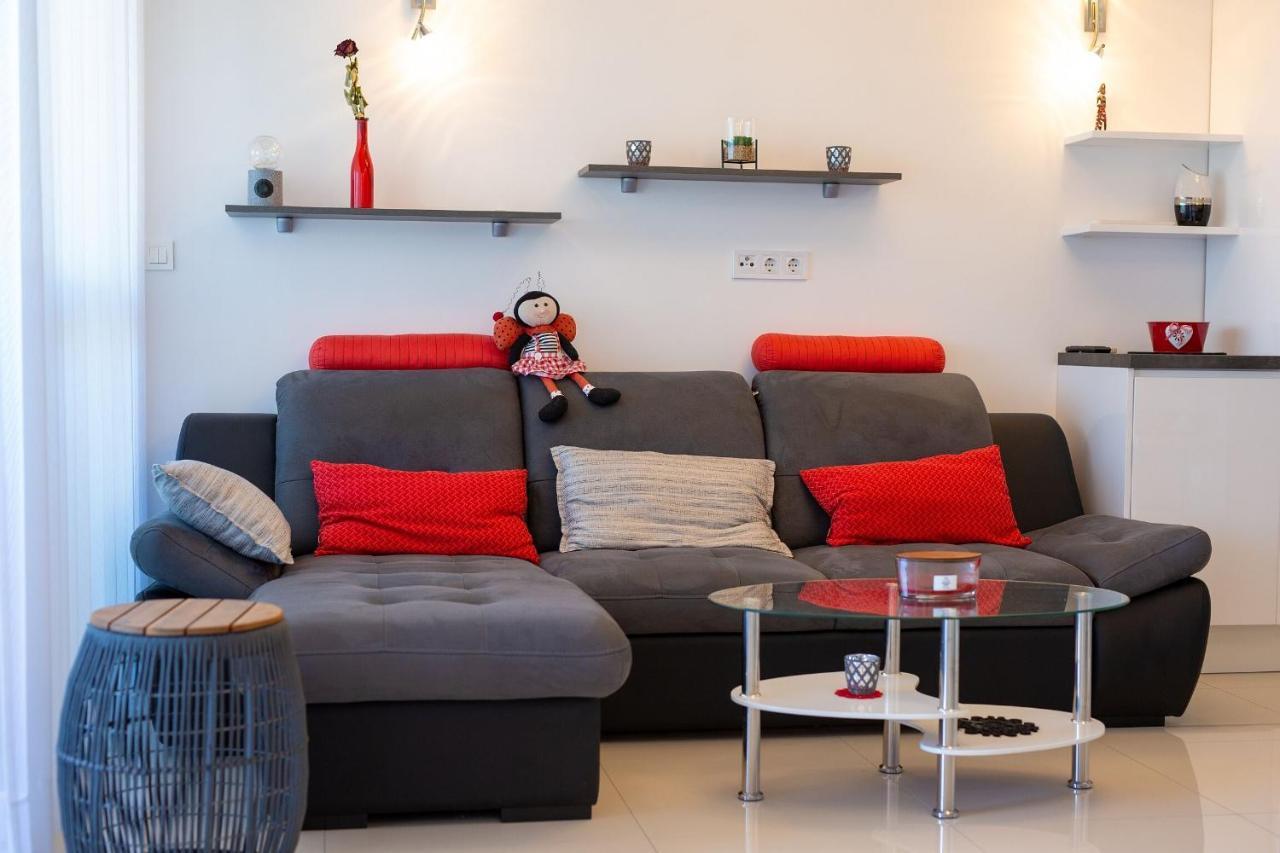 Apartment Crystal Aura مالينسكا المظهر الخارجي الصورة